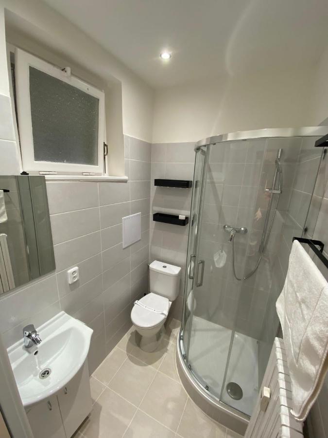 Prahabel - C10 Apartment Luaran gambar